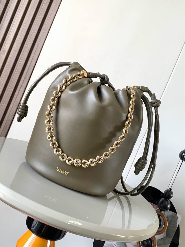 New Flamenco Purse Bucket In Soft Nappa Leather The New Flamenco Purse Features