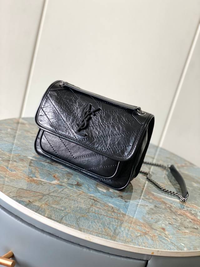 Original Leather Exclusive Supply Of Oil Wax Leather Hot Style Niki~22Cm Origina