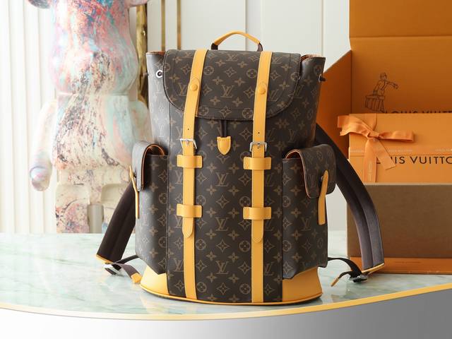 Top Original Home Photo M13202 This Christopher Medium Backpack Is From The Lv C