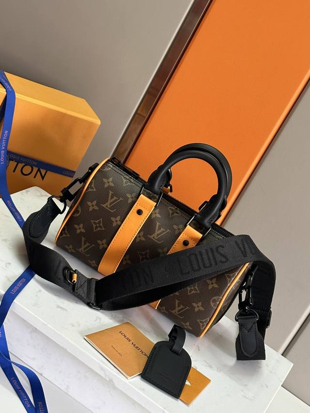 Top Original Development, All-Steel Hardware This Keepall Bandouli Re 25 Handbag