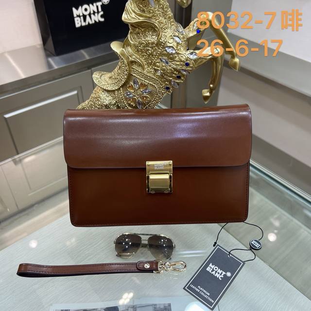 Montblanc8032-7 Montblanc's New Men's Clutch Is Made Of Imported Shaped Cowhide,