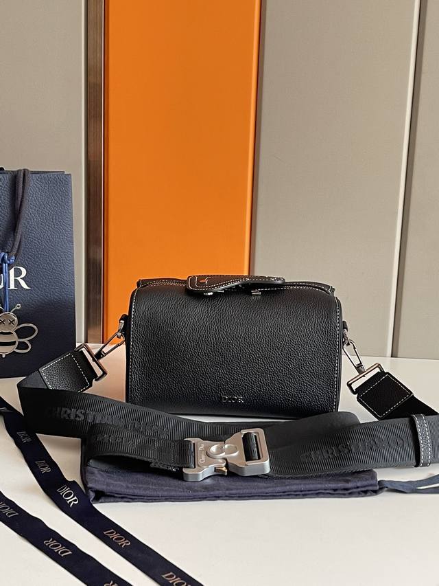Top Original Single This Dio Lingot 50 Handbag Is A New Arrival This Season, Pra