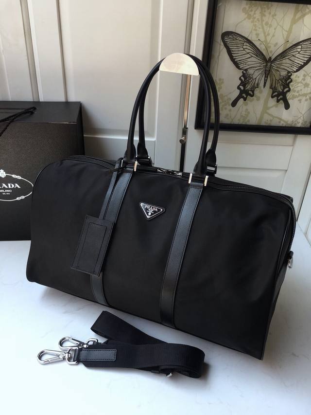 Classic Travel Bag 1V19S Made Of Imported Parachute Fabric And Top-Grade Hardwar