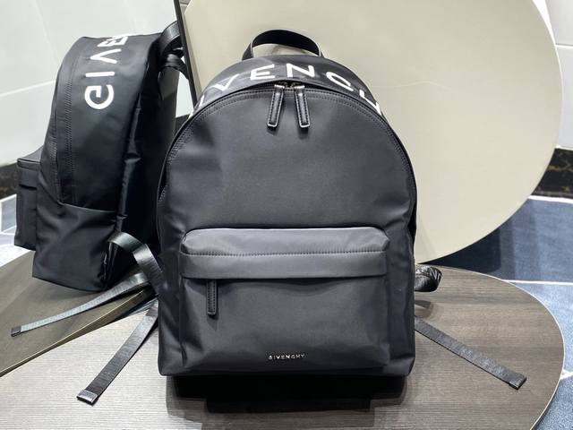 Top Original French Givenc*Y Ji*Xi Backpack Counter Synchronization Update, Neut