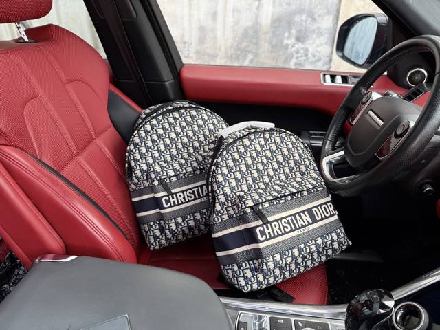 High-End New "Dior" Backpack Dior Dior Backpack Dior Dior Travel Original Embroi