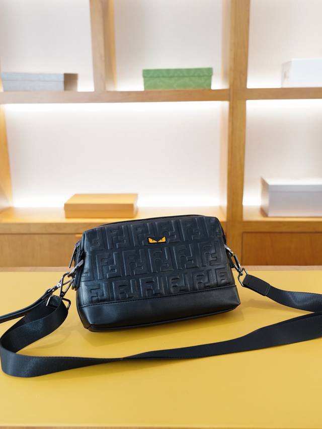 Fendi Fendi Official Website Synchronized High Version Crossbody Shoulder Bag Ha