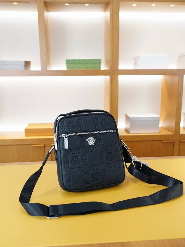 Vsrsace Versace Official Website Synchronized High Version Crossbody Shoulder Ba