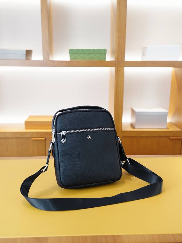 Mont Blanc Mont Blanc Official Website Synchronized High Version Crossbody Shoul
