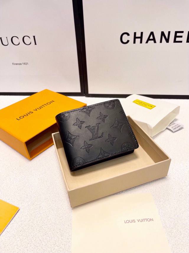 Short Color Black Size Short 12X10 Louis Vuitton Men's Long And Short Style Fold