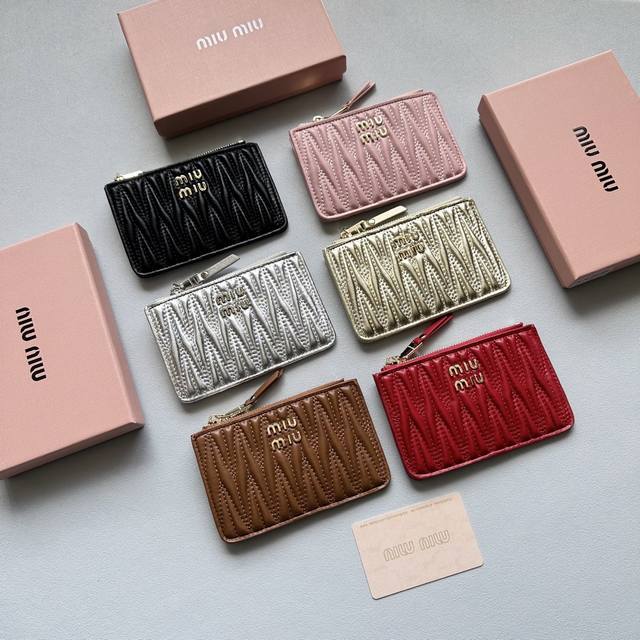 Color Black Pink Brown Gold Silver Size 14.5X9 Latest Miumiu Counter Model! The