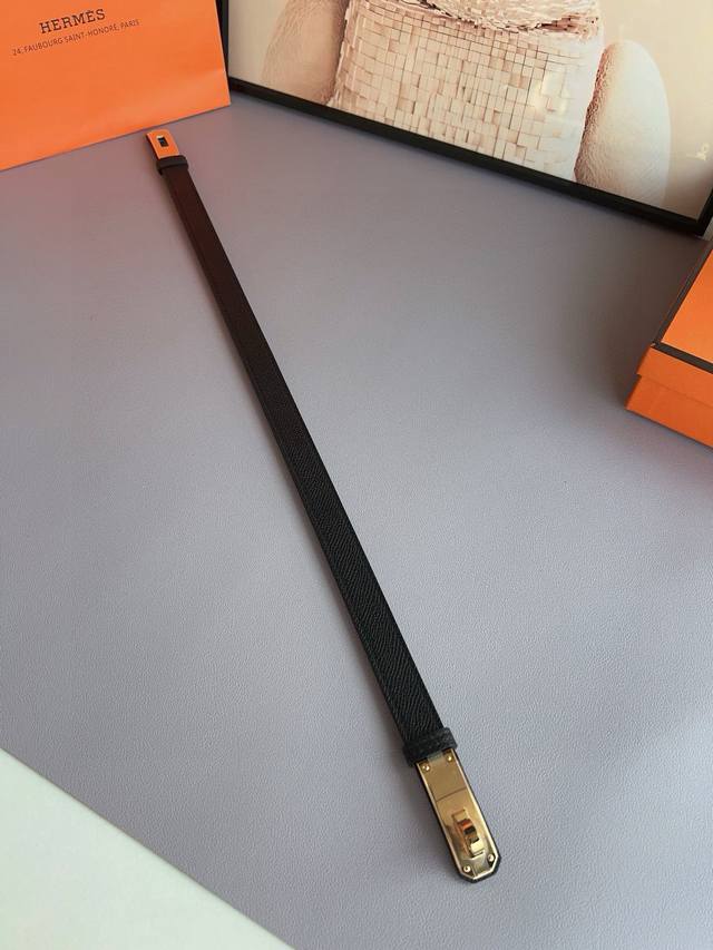 H High-Quality And High-Value Waist Shaping Artifact Is Here, Which Can Modify T