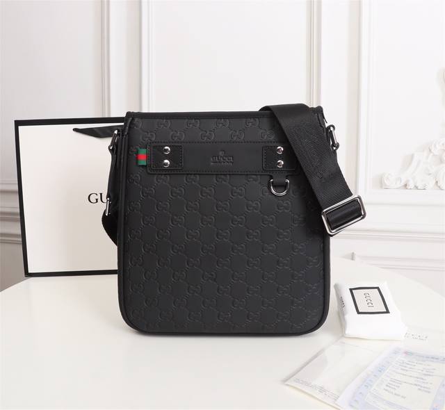 Batch Model: 33086~Messenger Bag Black Gucci Men's Casual Series Straight, Smoot