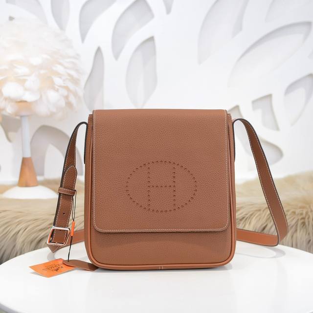 Hermes-Herm S Latest Men's Messenger Bag Is Made Of Top-Grade Cowhide Leather, W