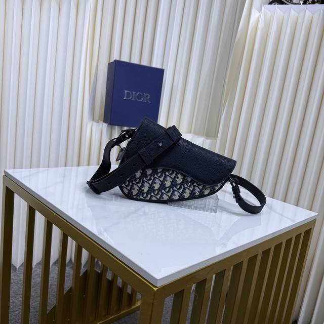 Highest Version In The Market, Original Quality, Genuine Version Mini Saddle Bag