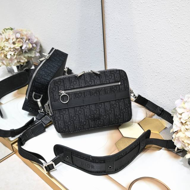 Round Buckle Back Leather Original Fabric With Genuine Cowhide With Original Box