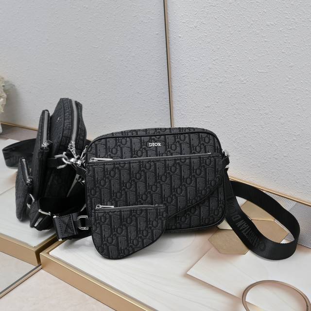 With Box New To The Fall 2023 Men's Collection, This Three-Piece Saddle Bag Is C