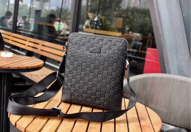 Original Quality Model: 1613~ Crossbody Bag Black Gucci Men's Casual Series Stra