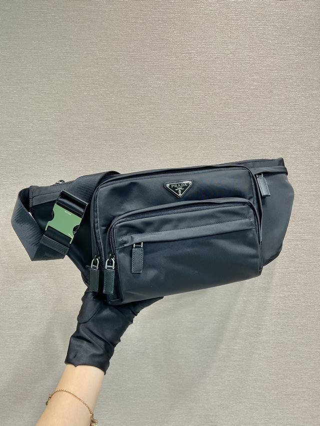 Classic Waist Bag 03 Chest Bag Waist Bag This Classic Men's Chest Bag Is Made Of
