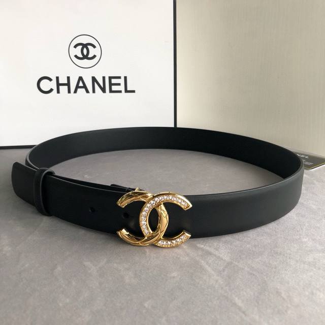 In Chanel's Design, Fashion Has Evolved Into Modern, Simple, Practical And Elega