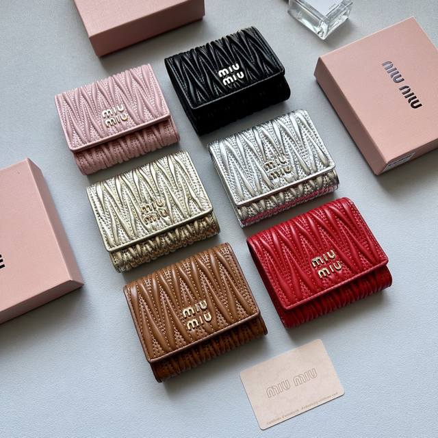 Miumiu Color Black Pink Gold Silver Red Brown Size 11.5*10*3Miumiu Latest Model!
