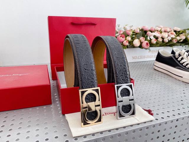 Ferragamo Original. Strong Brand Flavor. Made Of Top-Layer Cowhide. Durable And