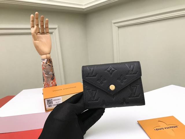 Factory P Price Top Grade Original M64060 Black Top Layer Cowhide, M64061 Gorgeo