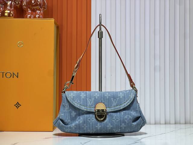 M44470 Dark Blue Denim, Light Blue Denim, Pink Denim, Old Bag, Original Developm