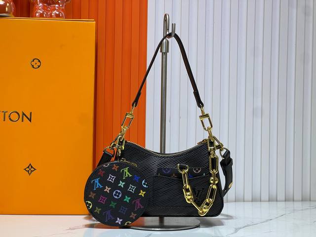 M13099 This Marellini Handbag Is Made Of Rich Epi Leather To Create A Sophistica