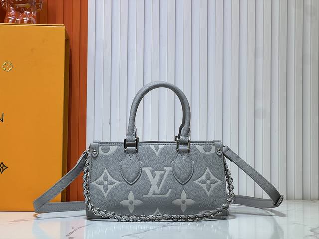 Upgraded Original M14213 M14236 M46653 This Onthego East West Handbag Is From Th