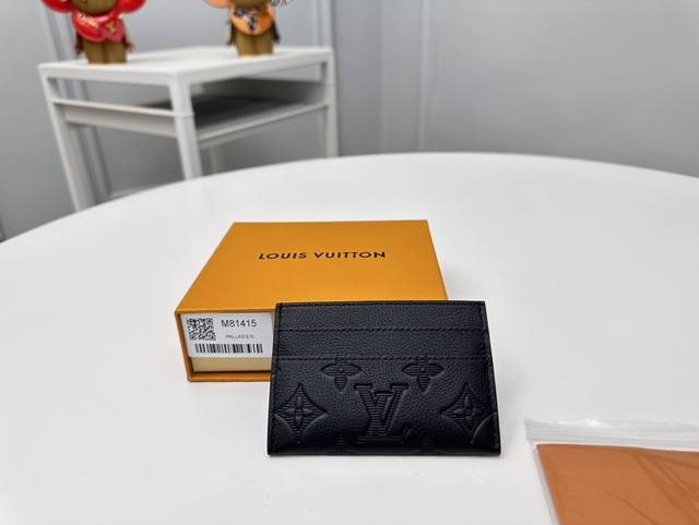 Factory P Price Top Original M81415 This Double Card Holder Releases The Elegant