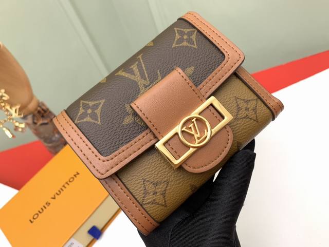 Factory P Price Top Original M68725 Dauphine Short Wallet Cites The Design Of Th