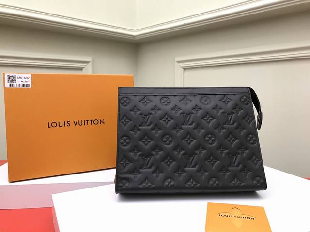 Factory P Price Top Original M61692 Embossed Made From The New Iconic Black And