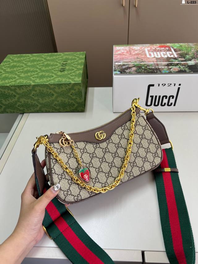 Cool Armpit Bag Gucci. New Gucci Crescent Bag New Gucci Crescent Bag Is Availabl
