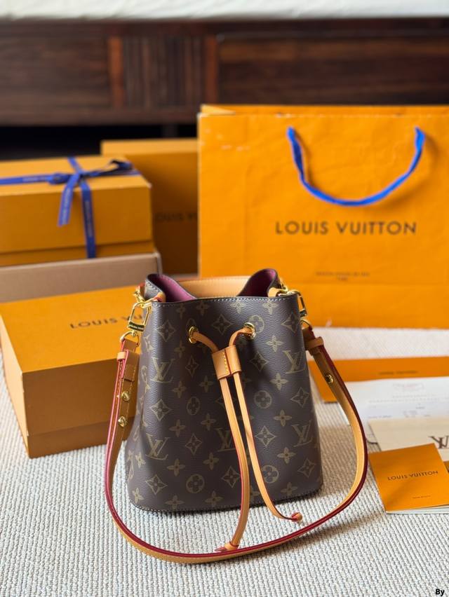 Lvchampagne Bucket Style Fashionable Bucket Bag Design Prototype Comes From A Ba