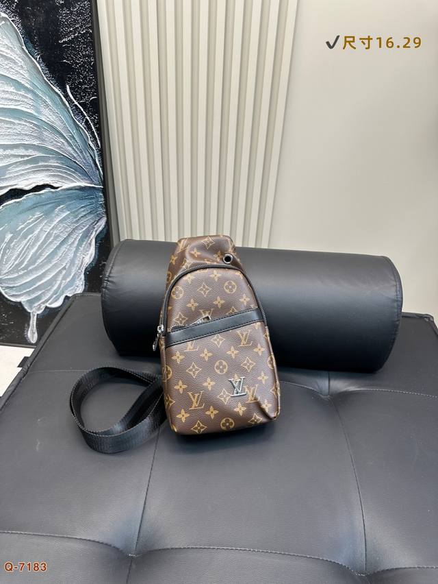 Lv Chest Bag Crossbody Shoulder Bag Using Exquisite Inlay Work Real Original Ori