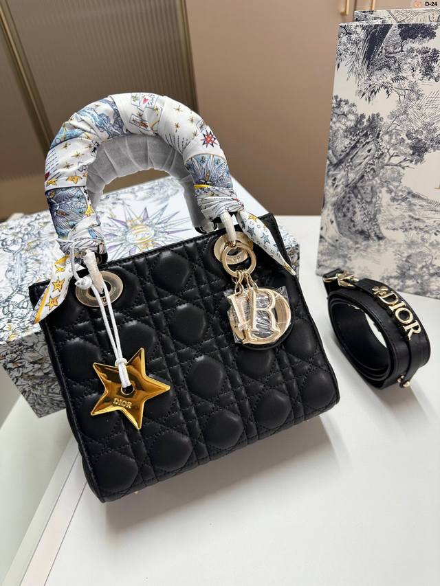 Dior Four-Grid Dior Lambskin Pattern Every Color Is So Beautiful Don T You Need