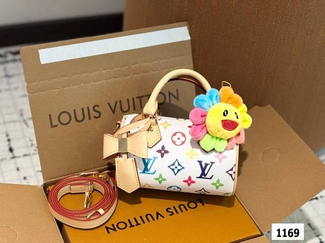 With Airplane Box Folding Box Lv Baguette Lv Beauty World White Tri-Color Is Rea