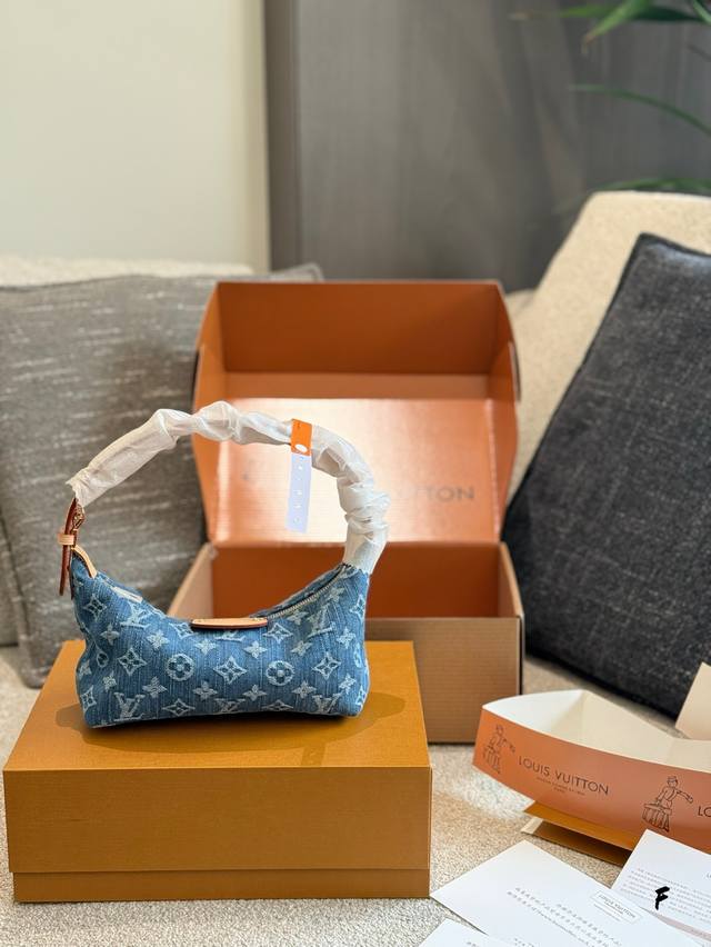 Lv Lunch Bag Double Box Packing This Pochette Handbag Adopts The Monogram Mini D