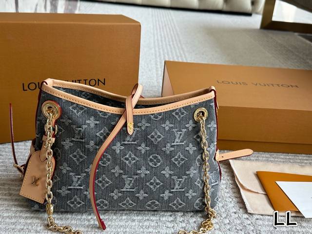 New Carryall Bb The Catfish Whiskers And The Big Gold Chain Are So Apt. Lv With