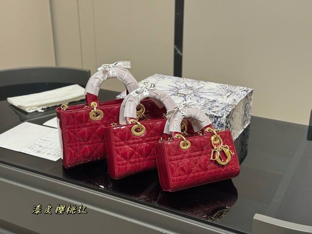 With Box Dior Lady Patent Leather Horizontal Version Princess Diana Bag 2025 Dio