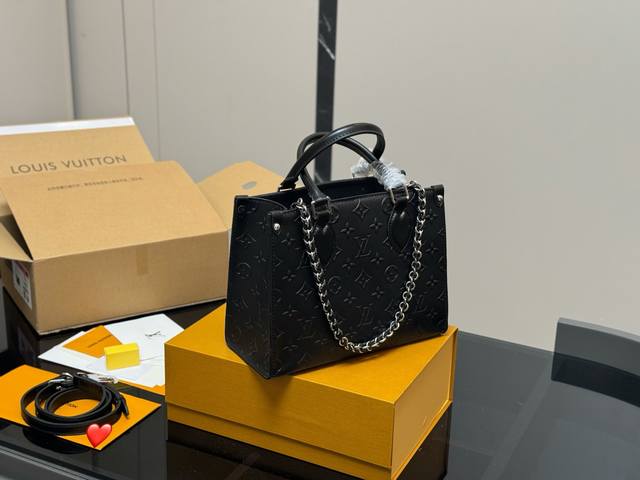 Size 25.20Cm Lv Onthego Leather Shopping Bag Has A Hidden Shoulder Strap Design,