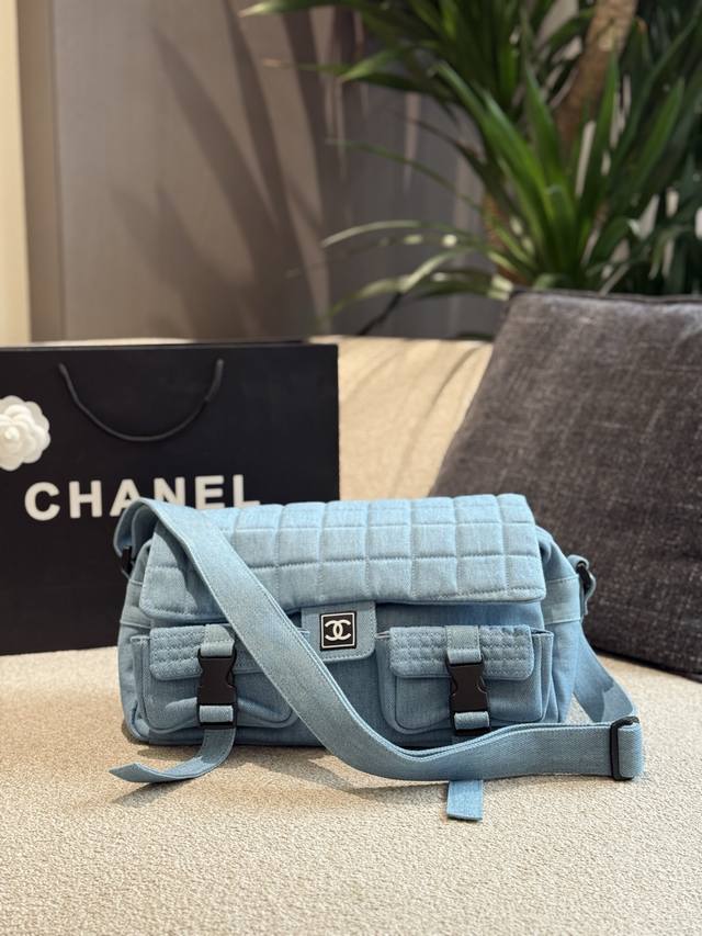Chanel Denim Used Bag 33 23