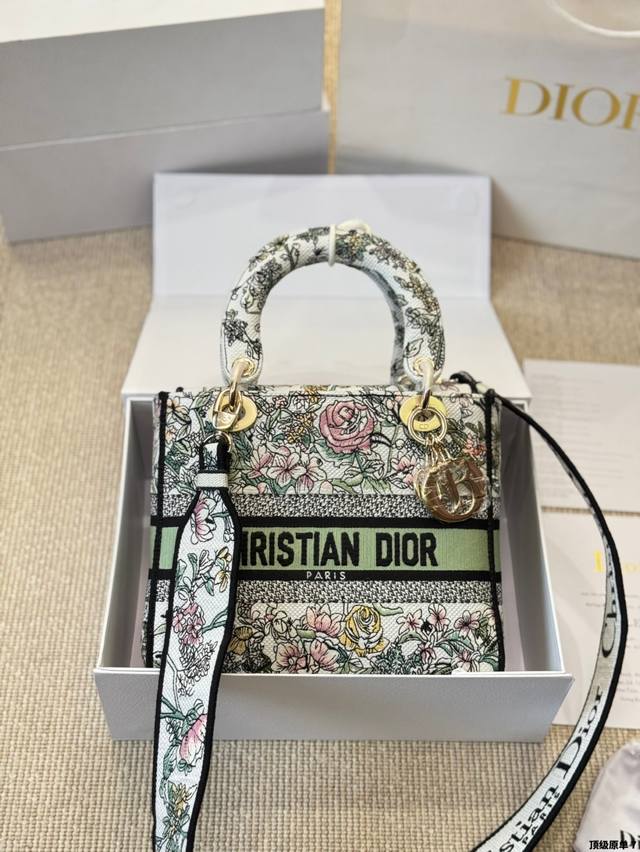 Original Cloth Dior Lady D-Lite Embroidered Bag, The Same Style As Celebrities E