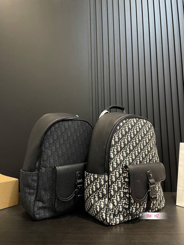 Top Original Dior Hot-Selling Backpack New Models Are Shipped, Both Men And Wome