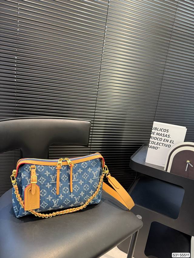 Lv Denim Messenger Bag Large Capacity Shoulder And Crossbody Bag With Exquisite