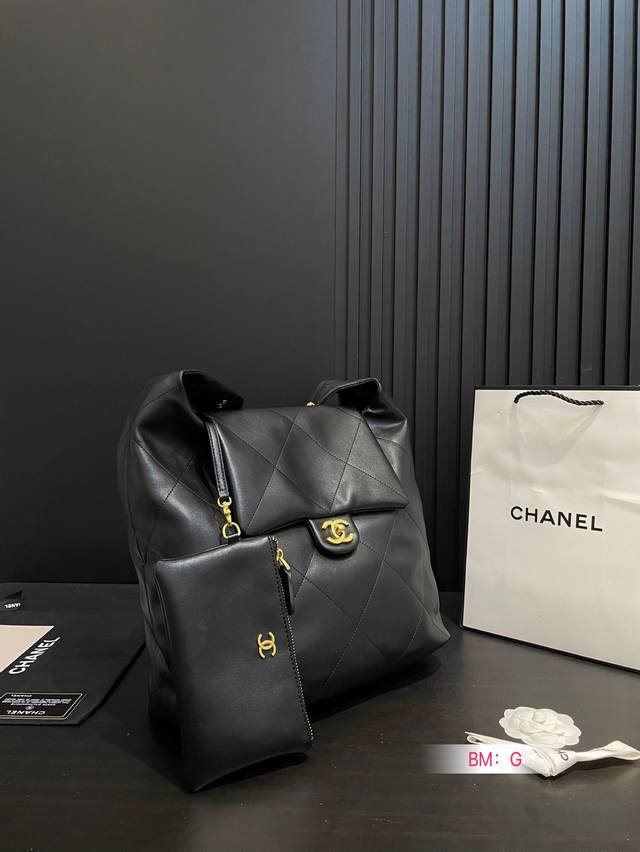 Full Leather The Long-Awaited Chanel Tote Full Of Fashion Sense And Practicality