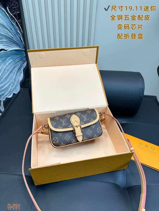 With Folding Box Lv Diane Mini Baguette Bag Top Grade All Steel Hardware Cowhide