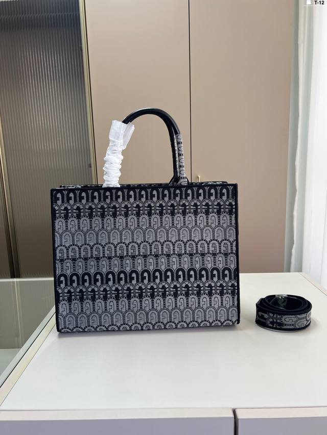 Big Furla Tote Bag Furla Old Flower Series Mini Tote Bag T-12 Size 27 20 37 30 W