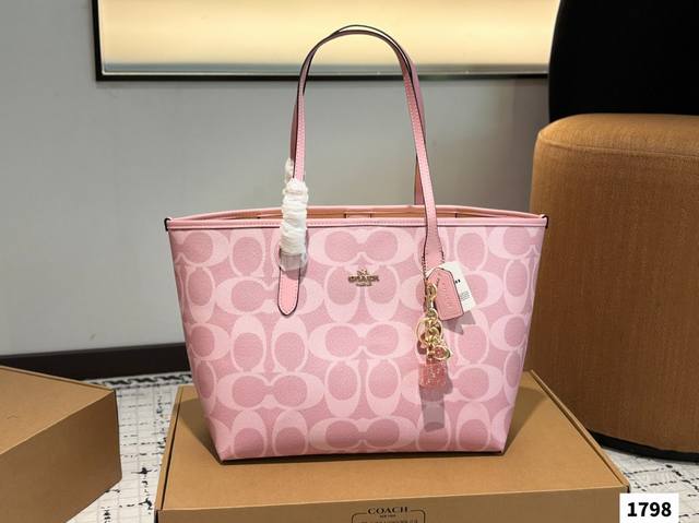 Soft Mist Powder Coach & City Tote Classic Tote Bag Hand-Held One-Shoulder Coach