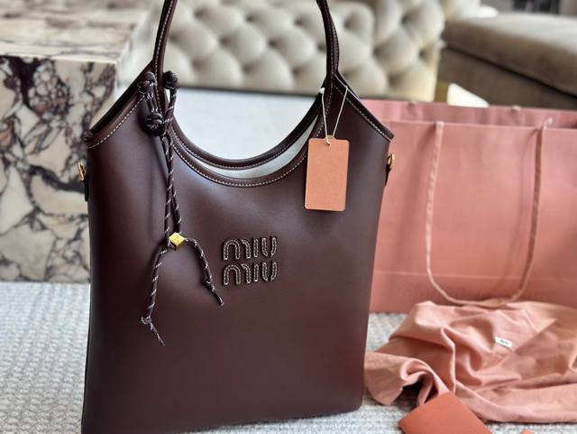With Box Size: 35*32Cm Miumiu New Tote The Trend This Year Is So Strong There Ar